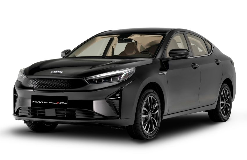 کی ام سی EJ7